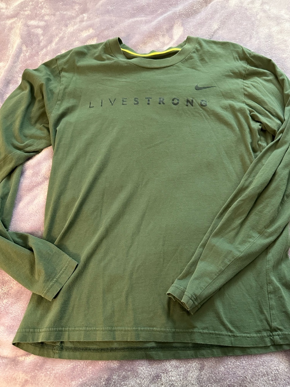 Long Sleeve Nike Olive Green Tee with Crew Neck and Unique Design, size S.